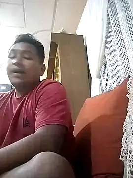 Snapshot of R1ch_Daddy chatting on December 11, 3:24 am R1ch Daddy online show from December 11, 3:24 am