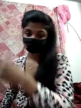 Cute-Lina online show from January 12, 10:43 pm