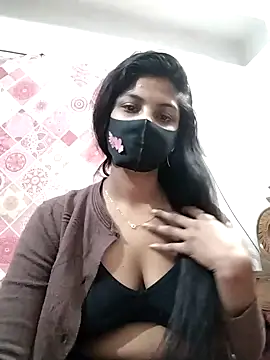 Cute-Lina online show from January 18, 10:49 pm