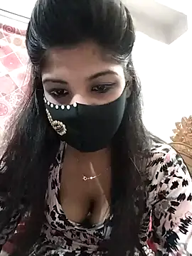 Cute-Lina online show from January 29, 12:22 am