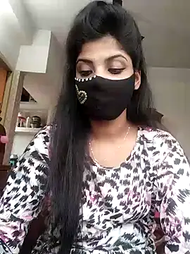 Cute-Lina online show from January 29, 4:36 am