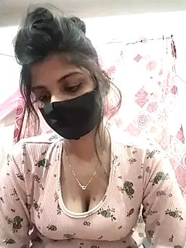 Cute-Lina online show from February 7, 4:14 pm