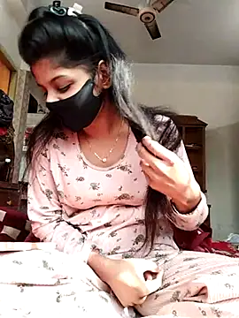 Cute-Lina online show from February 8, 8:42 am