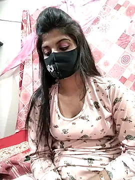 Cute-Lina online show from February 14, 11:53 pm