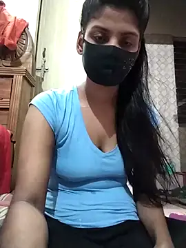 Cute-Lina online show from March 19, 7:38 pm