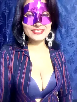 Snapshot of Stripy_Doll chatting on December 4, 10:02 am Stripy Doll online show from December 4, 10:02 am