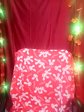 Snapshot of Stripy_Doll chatting on February 19, 12:11 pm Stripy Doll online show from February 19, 12:11 pm