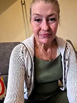 lisalustjouw online show from March 11, 1:17 pm