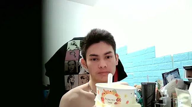Snapshot of thisisbook_223 chatting on February 4, 3:15 pm thisisbook 223 online show from February 4, 3:15 pm