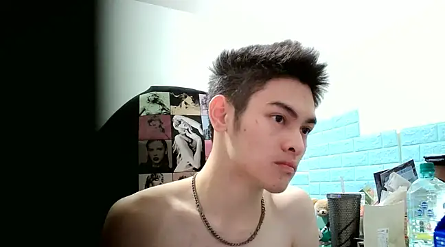 Snapshot of thisisbook_223 chatting on February 6, 12:26 pm thisisbook 223 online show from February 6, 12:26 pm