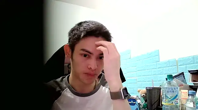 Snapshot of thisisbook_223 chatting on February 10, 3:32 pm thisisbook 223 online show from February 10, 3:32 pm
