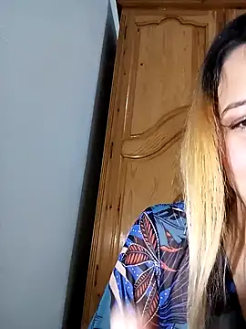 Snapshot of barbieelove chatting on February 9, 4:07 pm barbieelove online show from February 9, 4:07 pm