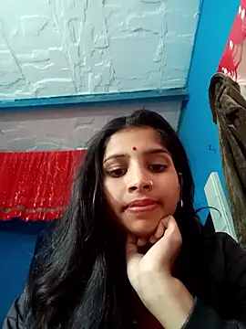 Snapshot of Nisha_Cute chatting on January 13, 3:23 am Nisha Cute online show from January 13, 3:23 am