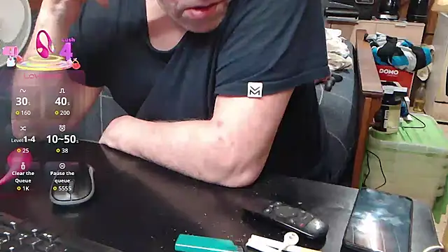 misteryman1956 online show from October 1, 6:08 am