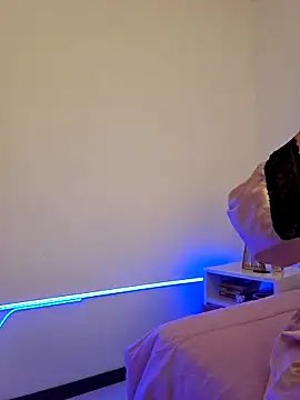 VictoriaEvaans  online show from December 2, 9:54 pm