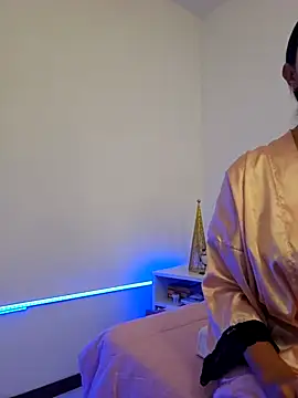 VictoriaEvaans  online show from December 4, 9:56 pm