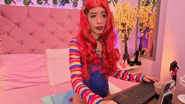 Snapshot of lauren_evans96 chatting on July 23, 4:10 am lauren evans96 online show from July 23, 4:10 am