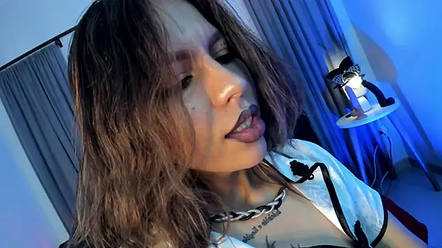 delilah fix online show from May 12, 9:23 pm