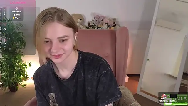 MirraBellanta online show from May 30, 1:03 am