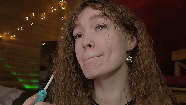 such juicee online show from March 6, 6:16 pm