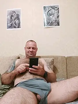 Snapshot of Crek666 chatting on June 24, 4:00 am Crek666 online show from June 24, 4:00 am