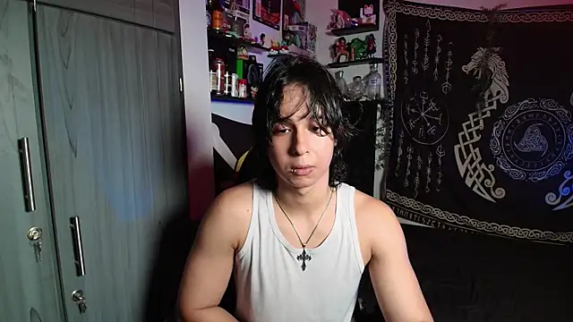 Snapshot of kairozz chatting on July 12, 10:34 pm kairozz online show from July 12, 10:34 pm