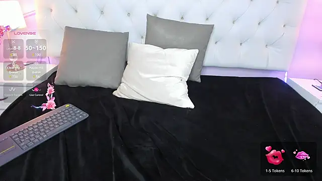 Snapshot of Nicol_Betancur chatting on February 8, 7:37 am Nicol Betancur online show from February 8, 7:37 am