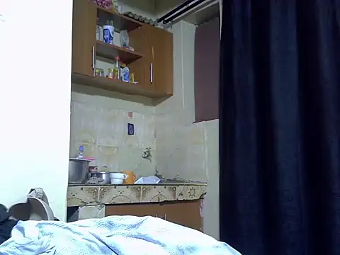 Snapshot of Horny-slut_ chatting on March 26, 5:51 pm Horny-slut online show from March 26, 5:51 pm