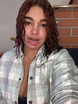 Anny arango  online show from February 5, 3:23 am