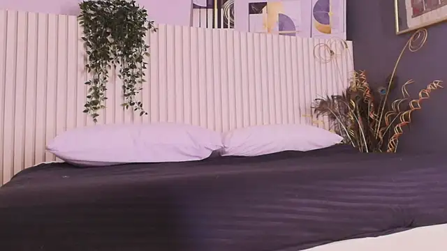 karina gomez 18 online show from June 7, 1:04 pm