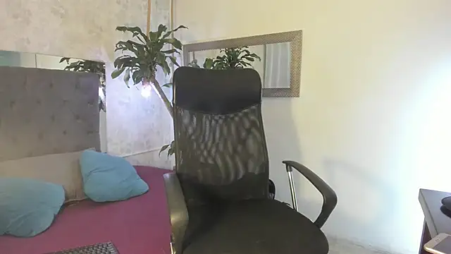 pixy 20 online show from December 15, 4:18 am