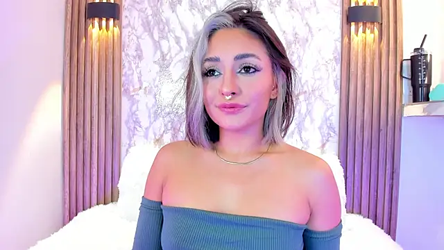 Snapshot of Nanda_Vixen chatting on February 23, 2:14 pm Nanda Vixen online show from February 23, 2:14 pm