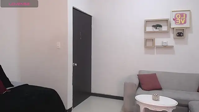 Snapshot of Nami_sunny chatting on January 28, 12:15 am Nami sunny online show from January 28, 12:15 am