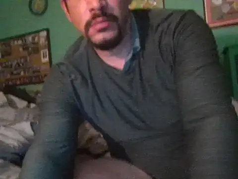 Snapshot of Curved4Pleasure chatting on January 14, 2:12 pm Curved4Pleasure online show from January 14, 2:12 pm