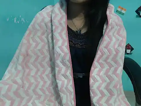 Yashi online show from March 5, 10:10 pm