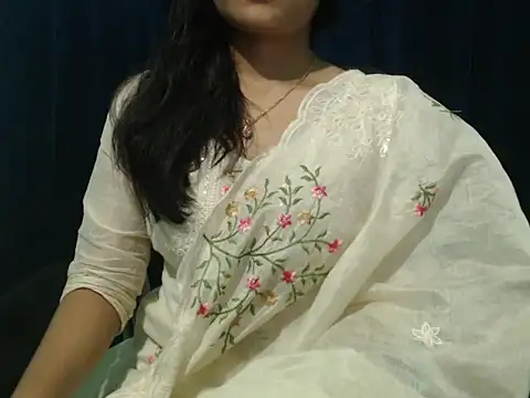 Snapshot of Yashi chatting on May 3, 3:29 pm Yashi online show from May 3, 3:29 pm