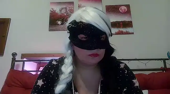 Snapshot of Ninalapiccolina chatting on January 6, 2:47 pm Ninalapiccolina online show from January 6, 2:47 pm