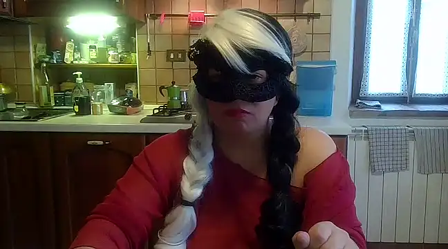Snapshot of Ninalapiccolina chatting on January 7, 10:11 am Ninalapiccolina online show from January 7, 10:11 am