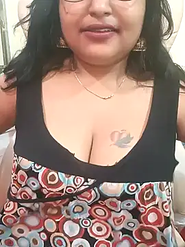 Ashwini Gowda 91 online show from December 7, 7:43 pm