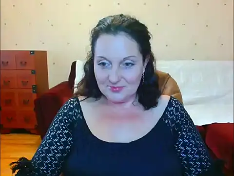 Snapshot of Alice3694 chatting on January 10, 10:39 am Alice3694 online show from January 10, 10:39 am