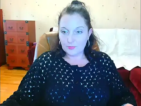 Snapshot of Alice3694 chatting on January 31, 12:07 pm Alice3694 online show from January 31, 12:07 pm
