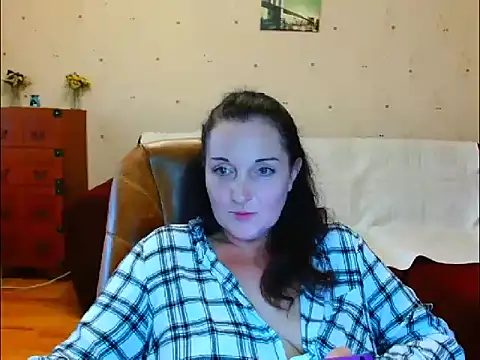 Alice3694 online show from October 12, 6:12 am