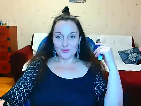 Alice3694 online show from March 24, 4:17 am