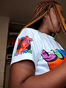 Snapshot of TickleMeKink chatting on October 8, 7:39 am TickleMeKink online show from October 8, 7:39 am