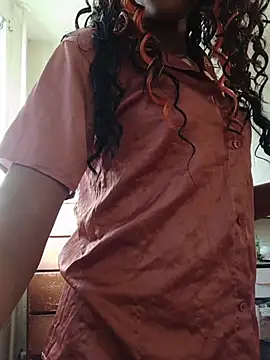 Snapshot of TickleMeKink chatting on November 5, 1:55 pm TickleMeKink online show from November 5, 1:55 pm