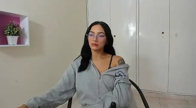 ASIAM BRUNET online show from March 13, 12:56 pm