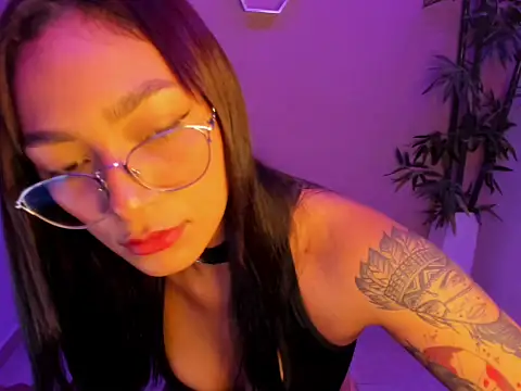 Snapshot of ASIAM_BRUNET chatting on March 24, 1:49 pm ASIAM BRUNET online show from March 24, 1:49 pm