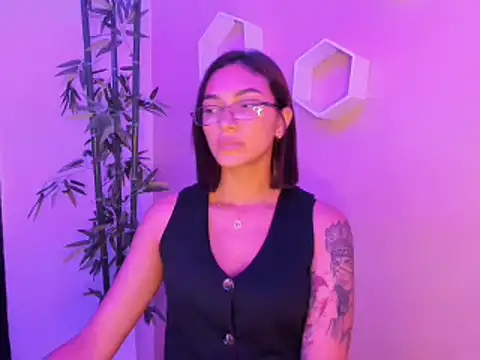 Snapshot of ASIAM_BRUNET chatting on May 12, 4:04 pm ASIAM BRUNET online show from May 12, 4:04 pm