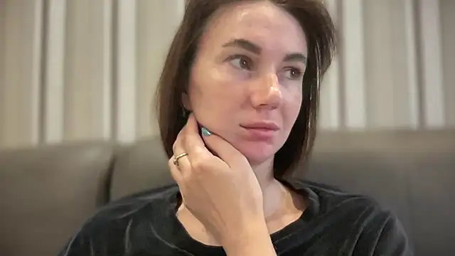 Snapshot of EvilDemon94 chatting on October 19, 9:43 am EvilDemon94 online show from October 19, 9:43 am