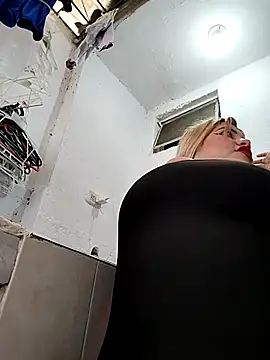 Snapshot of sarati_rado chatting on September 18, 3:58 pm sarati rado online show from September 18, 3:58 pm